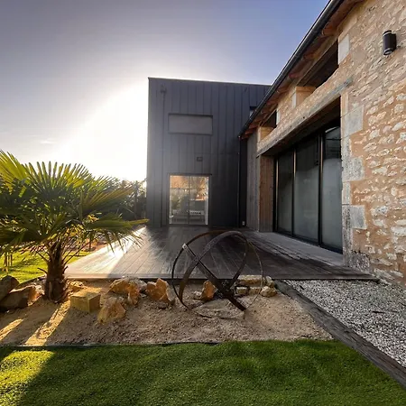 Belle Longère Rénovée Avec Piscine à 5 Minutes Du Futuroscope Сasa de vacaciones *