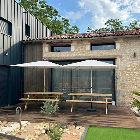 Casa vacanze Belle Longère Rénovée Avec Piscine à 5 Minutes Du Futuroscope *