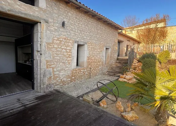 Belle Longère Rénovée Avec Piscine à 5 Minutes Du Futuroscope * Chasseneuil-du-Poitou