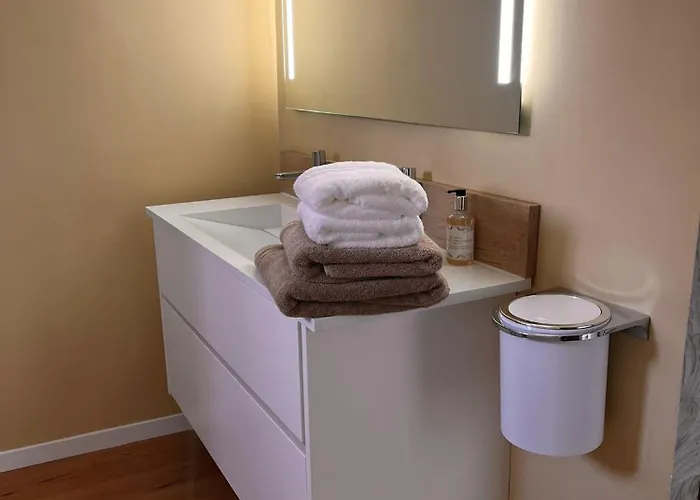 Сasa de vacaciones Belle Longère Rénovée Avec Piscine à 5 Minutes Du Futuroscope Chasseneuil-du-Poitou