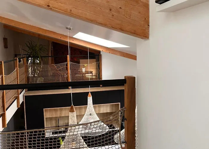 Belle Longère Rénovée Avec Piscine à 5 Minutes Du Futuroscope Hébergement de vacances *