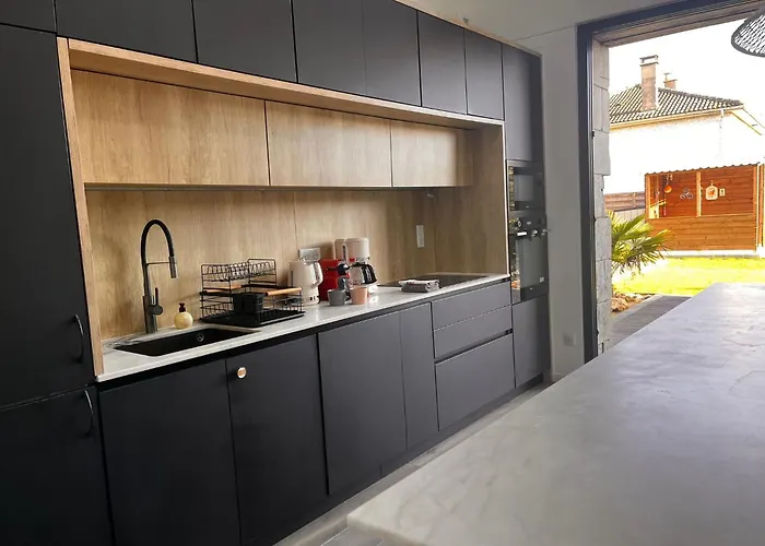 Belle Longère Rénovée Avec Piscine à 5 Minutes Du Futuroscope * Chasseneuil-du-Poitou