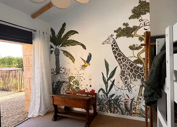 Belle Longère Rénovée Avec Piscine à 5 Minutes Du Futuroscope *