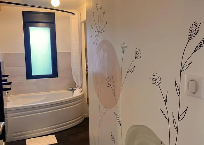 Belle Longère Rénovée Avec Piscine à 5 Minutes Du Futuroscope Сasa de vacaciones